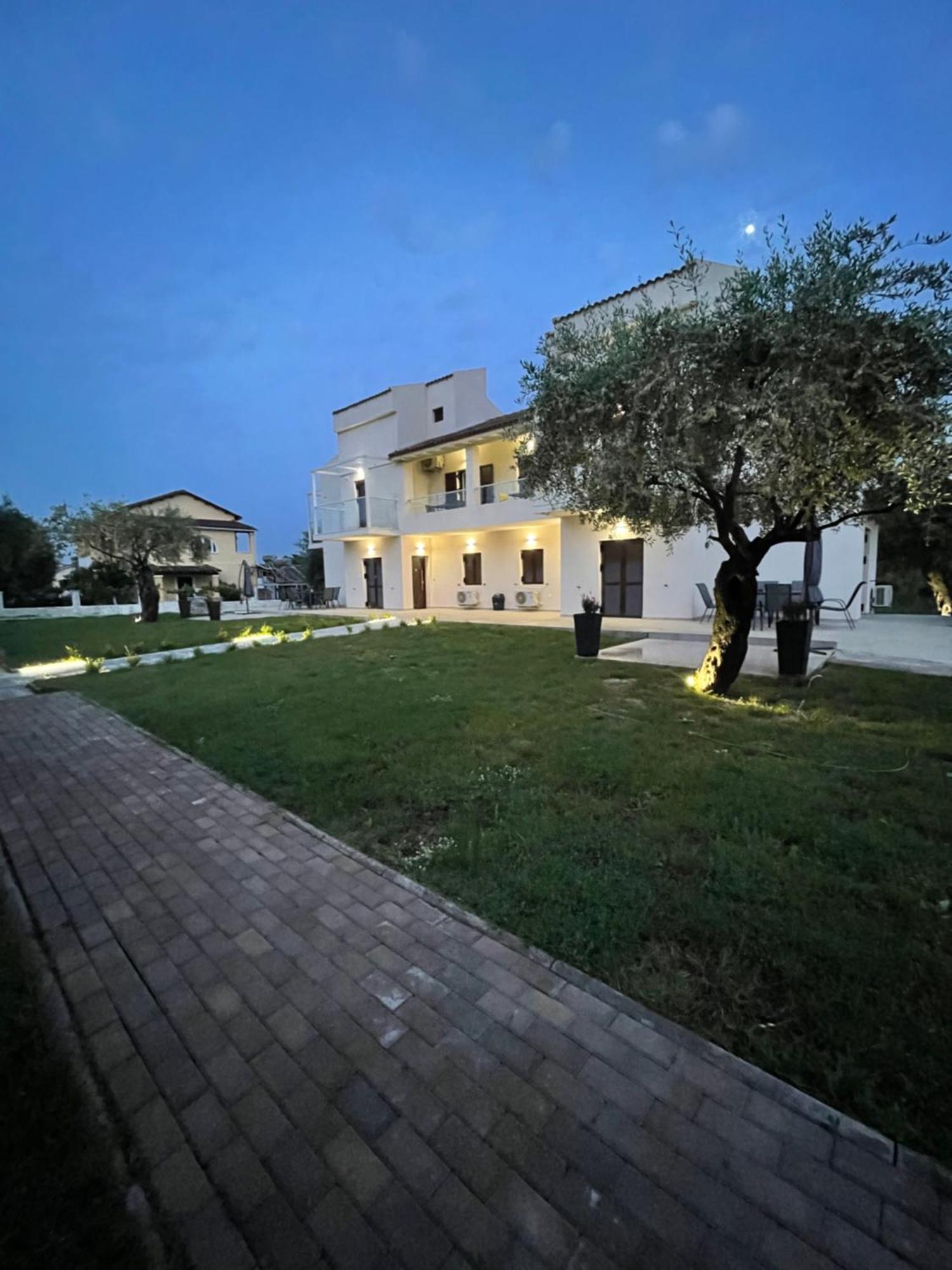 Villa Rodelia 1 Roda  Rum bild