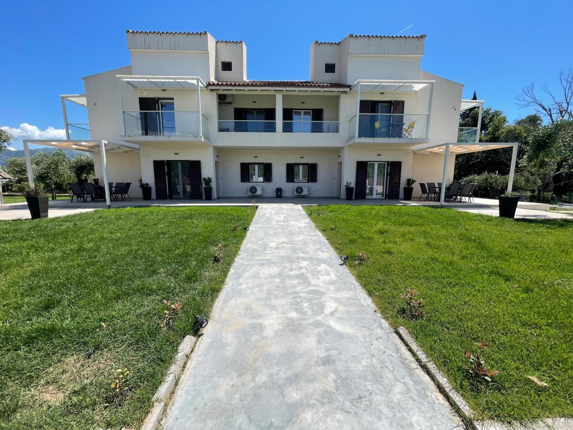 Villa Rodelia 1 Roda  Exteriör bild